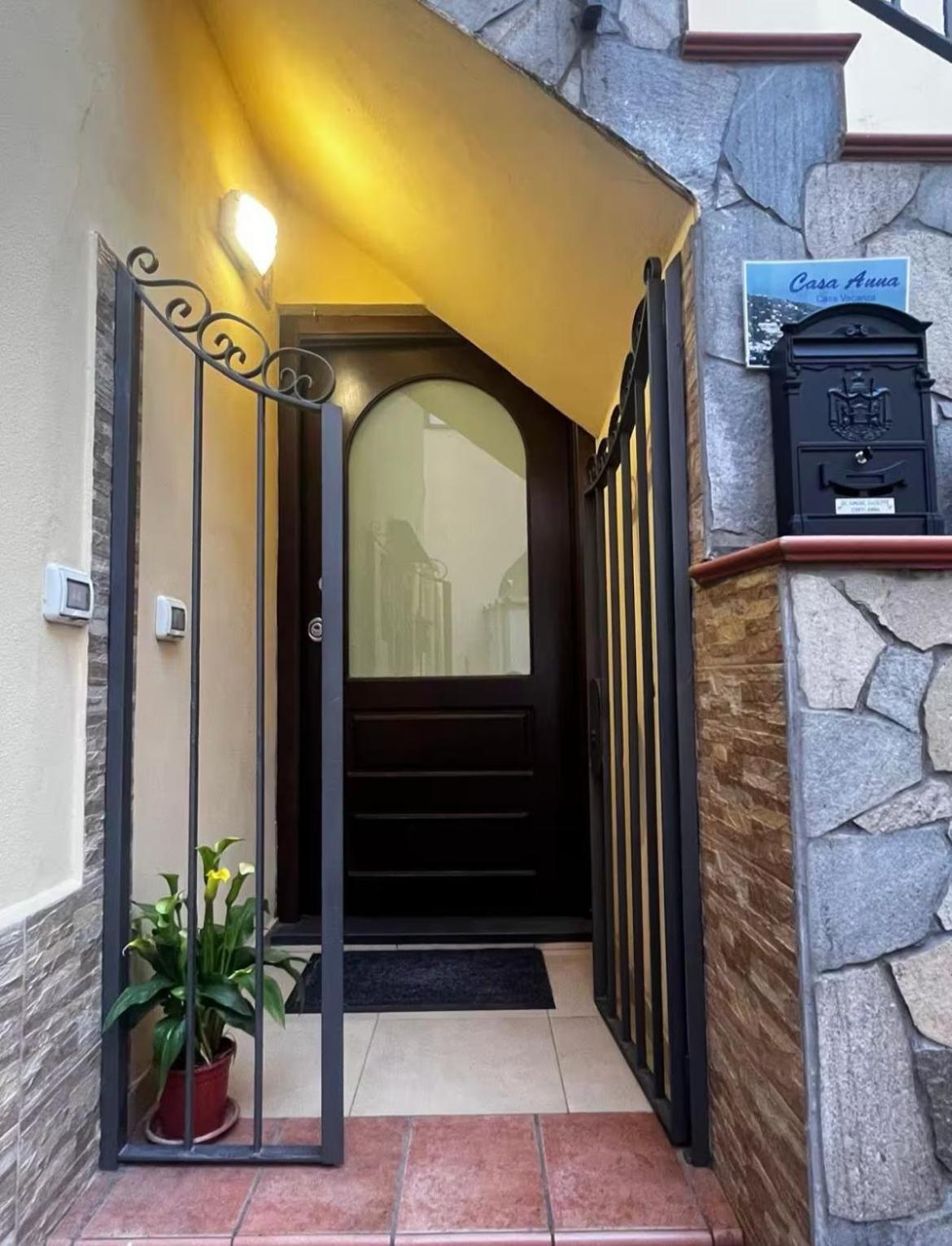 Casa Anna Apartment Вико Екуензе Екстериор снимка